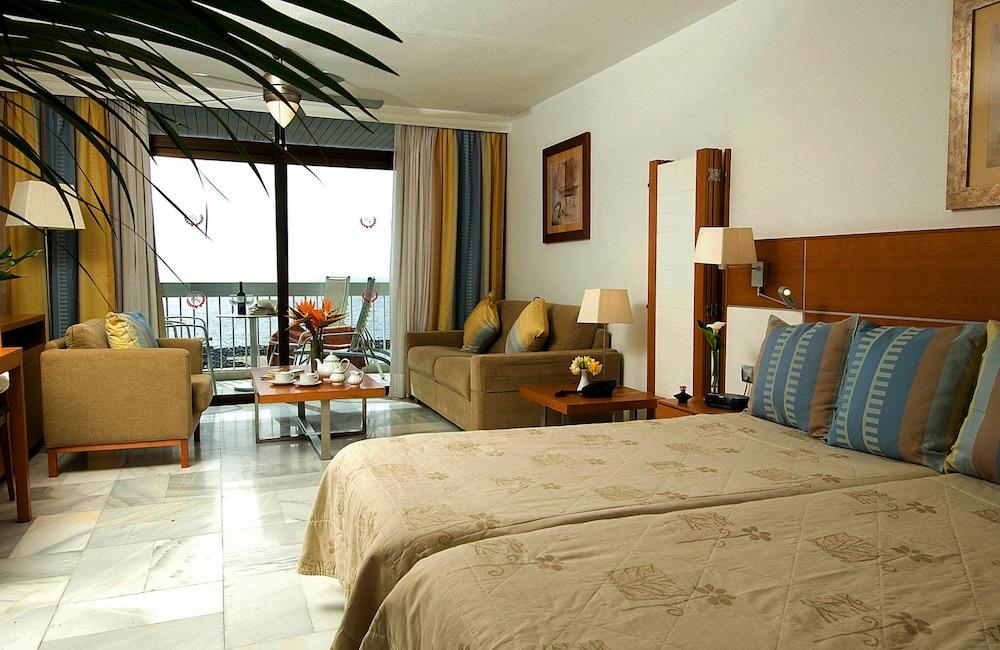 Palm - Excel & Playa de las Américas